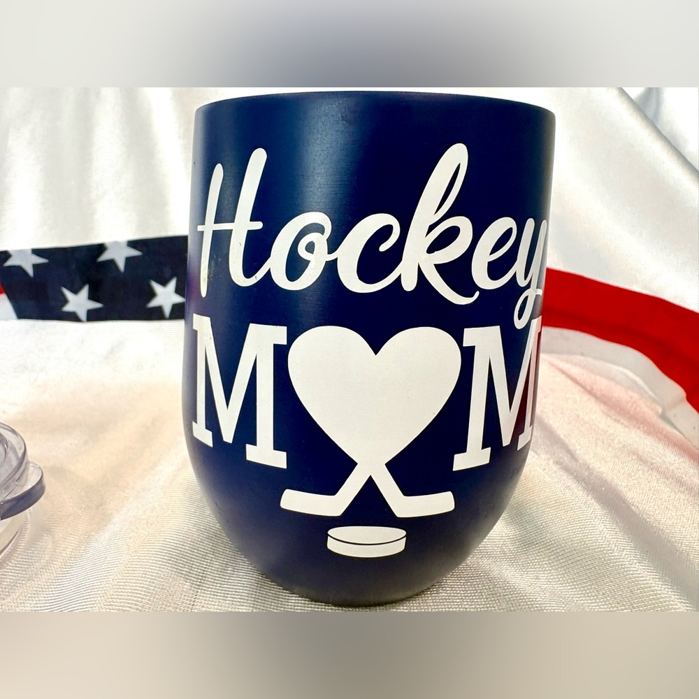 HOCKEY MOM | Tumbler and Necklace Set
